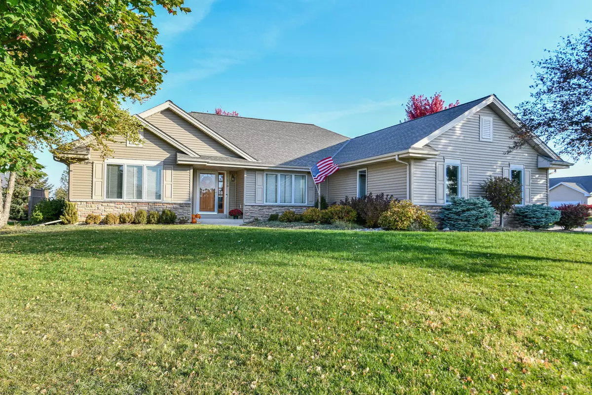 Williams Bay, WI 53191,148 Meadow View Ln