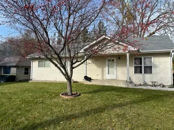 720 Mitter Cir, West Bend, WI 53090