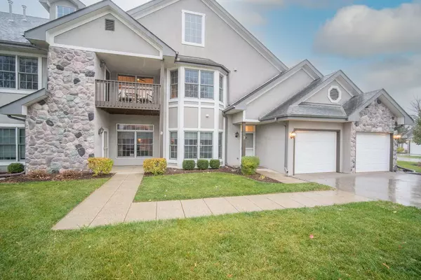 N30W23066 Pineview Way Unit 7, Pewaukee, WI 53072