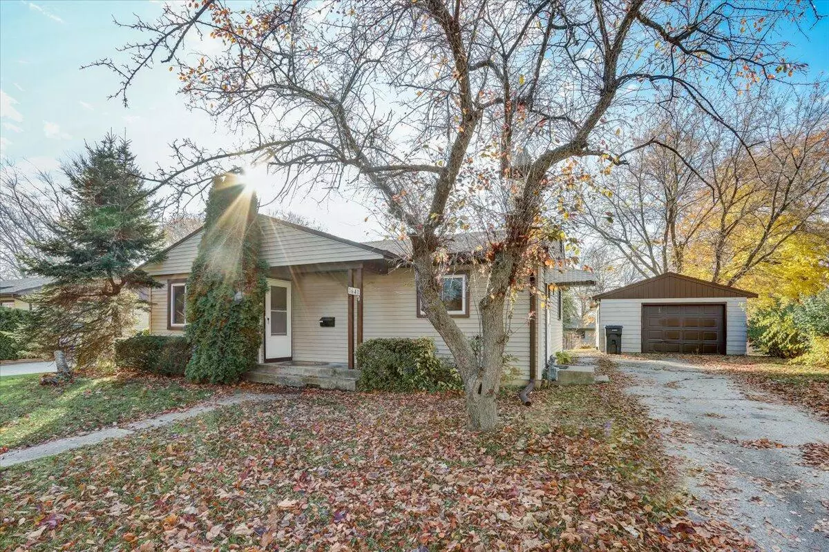 Waukesha, WI 53188,1641 Rushmore Dr