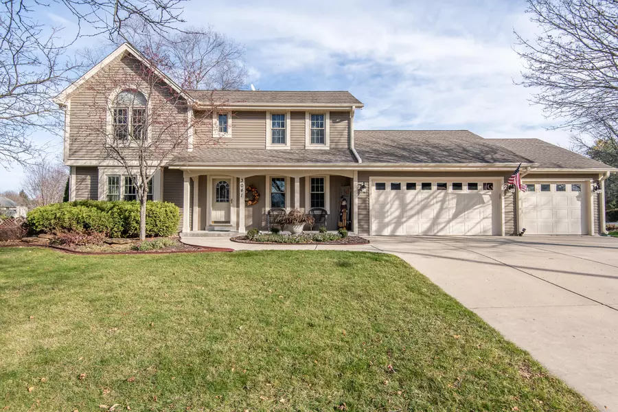 3041 Cone View Ln, Waukesha, WI 53188