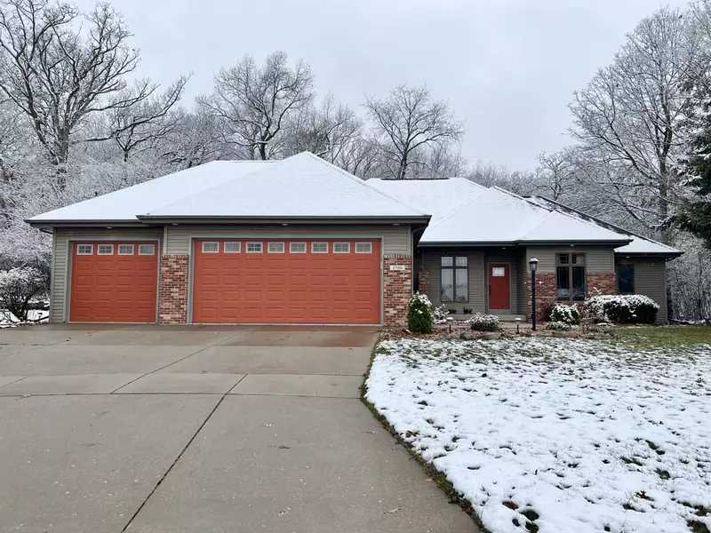 3706 Bluewing Pl, Janesville, WI 53546