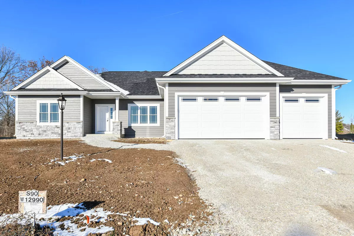 Muskego, WI 53150,S90W12990 Boxhorn Dr