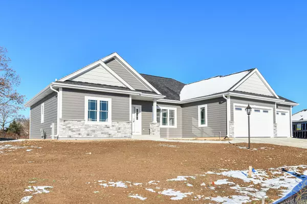 Muskego, WI 53150,S90W12990 Boxhorn Dr