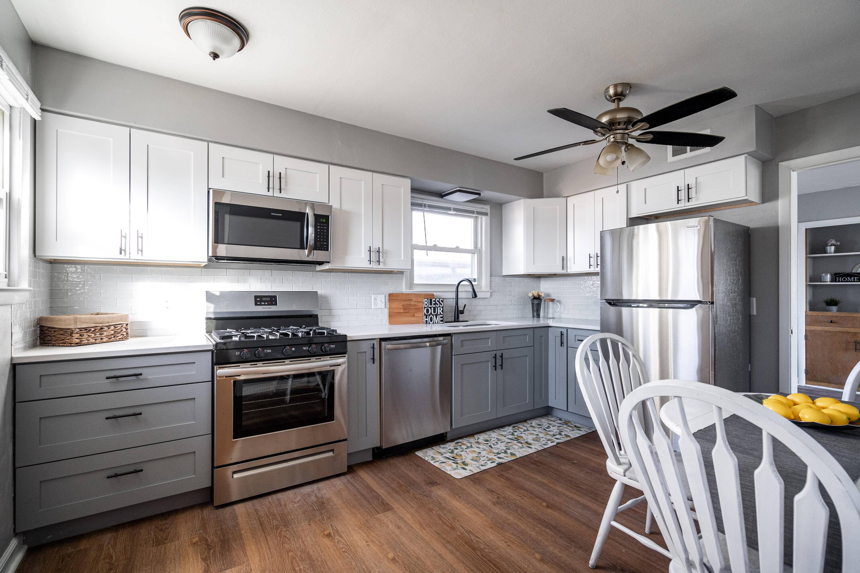 9570 W Silver Spring Dr, Milwaukee, WI 53225