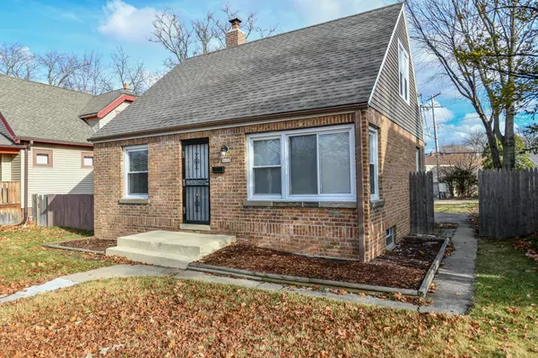 3152 N 60th St, Milwaukee, WI 53216