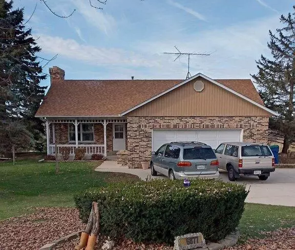 6877 County Highway W, Addison, WI 53002