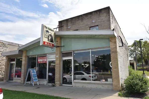 7109 W Capitol Dr Unit 7105, 7111, Milwaukee, WI 53216