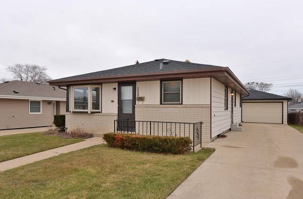 6307 51st Ave, Kenosha, WI 53142