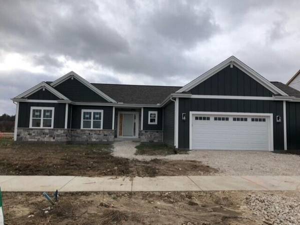 W254N6593 Aspen Ct, Sussex, WI 53089