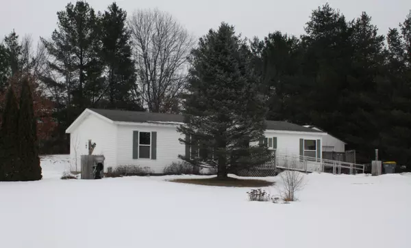 Holland, WI 54636,W8112 Maple St