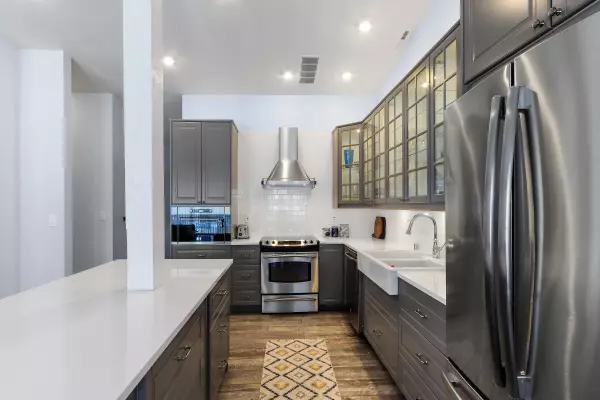 31 Abbey Villa Cir Unit 31D, Fontana, WI 53125