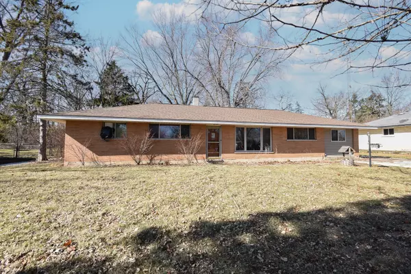 12020 44th Ave, Pleasant Prairie, WI 53158