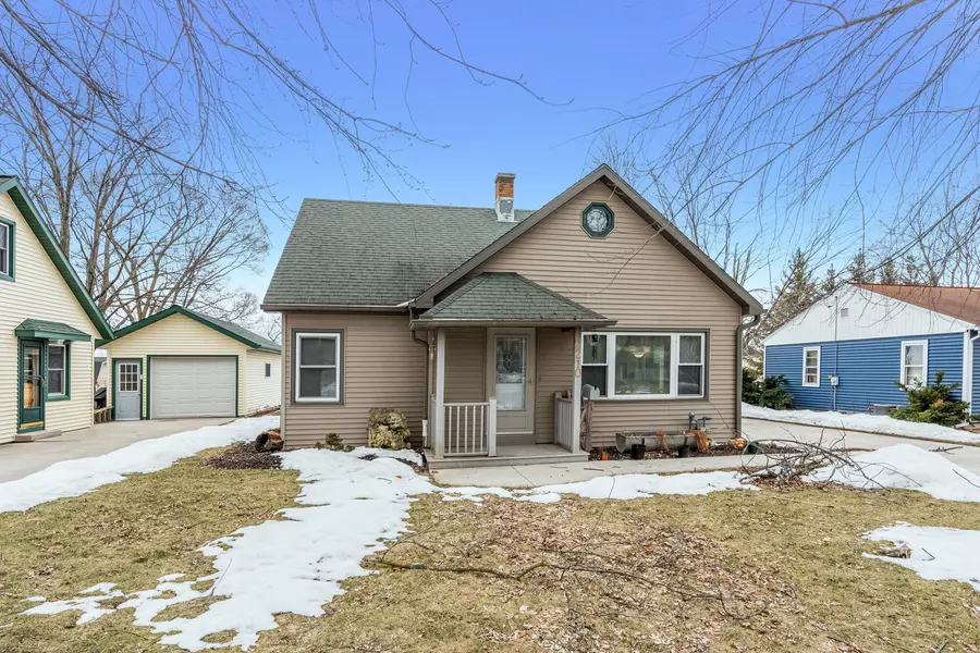 2210 Van Buren St, New Holstein, WI 53061