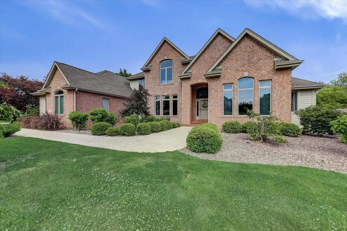 Mequon, WI 53097,13750 N Legacy Hills Dr