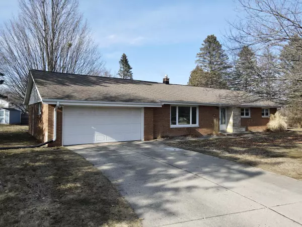 6340 W Wabash Ave,  Brown Deer,  WI 53223