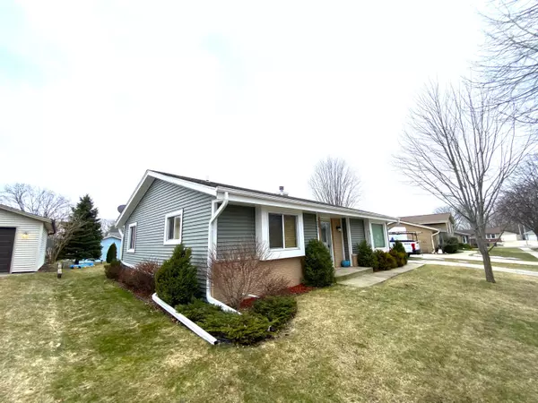 Waukesha, WI 53188,2321 Imperial Ln