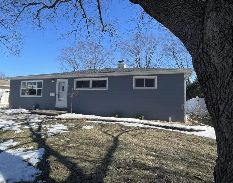 809 Tommark St, Green Bay, WI 54304