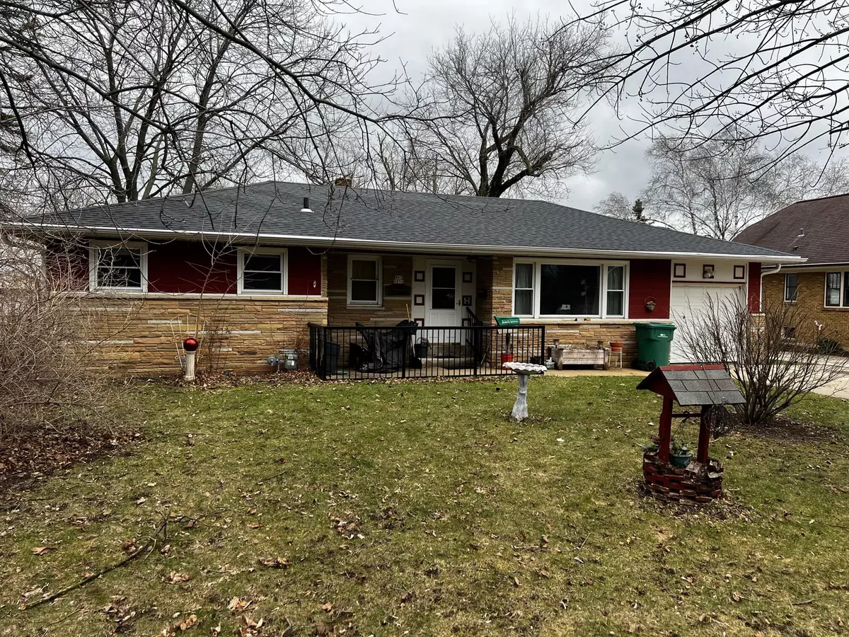 Cedarburg, WI 53012,W67N856 Washington Ave