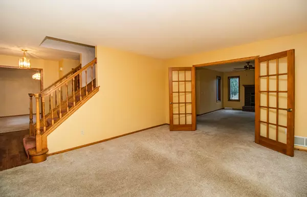 North Prairie, WI 53153,107 Mark Ct