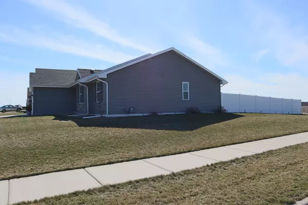 Milton, WI 53563,7 E Gailen Ln