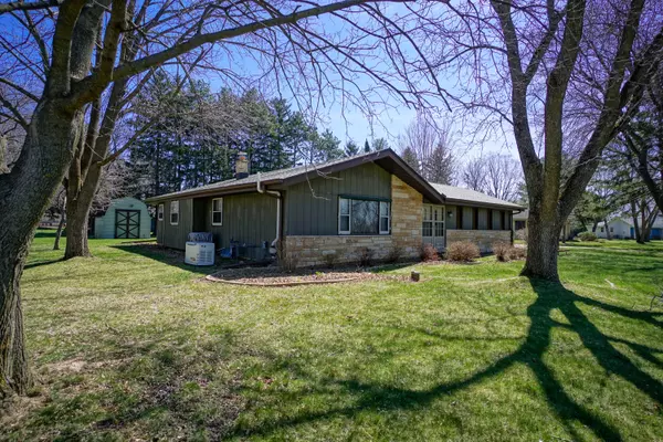 Merton, WI 53029,W291N8230 Parkview Ln