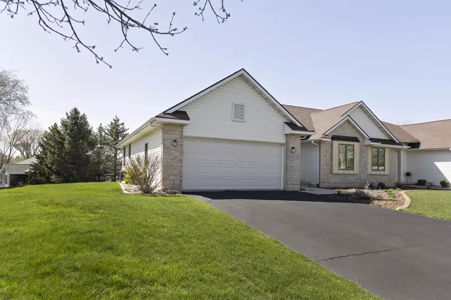 1602 Stacy Ln, Fort Atkinson, WI 53538