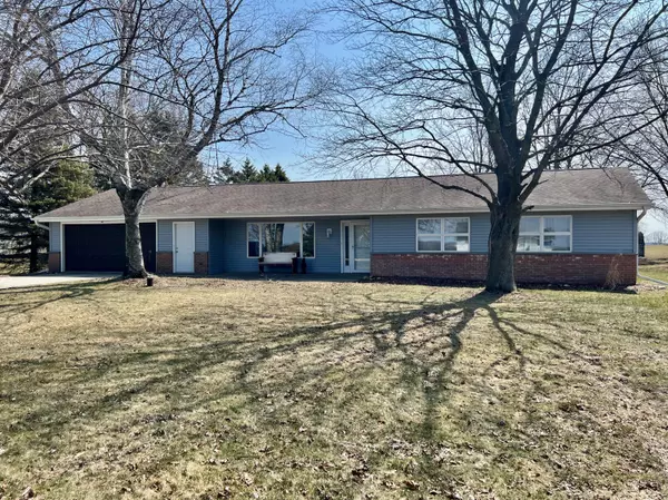 W2350 Capital Dr, Auburn, WI 53010