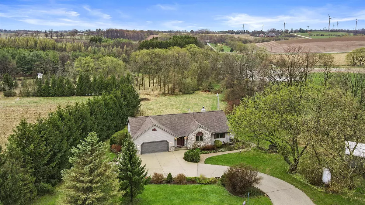 Herman, WI 53027,N5193 Blue Valley Rd