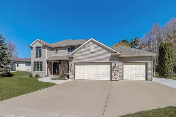 Lake Mills, WI 53551,271 Pinnacle Dr