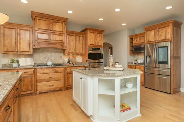 Pewaukee, WI 53072,N37W23385 Broken Hill Cir S