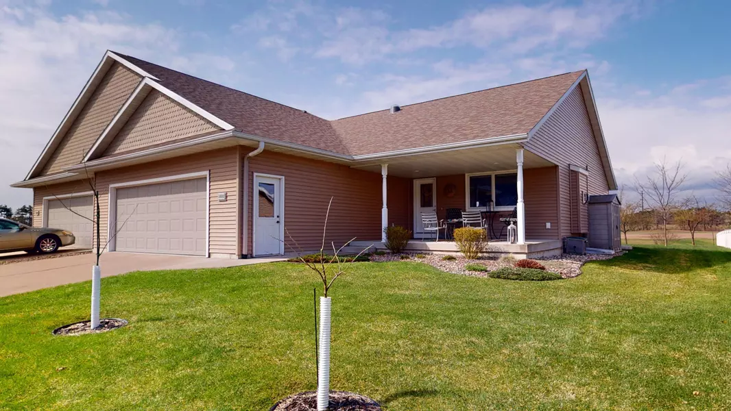 1602 Coranado St, Holmen, WI 54636