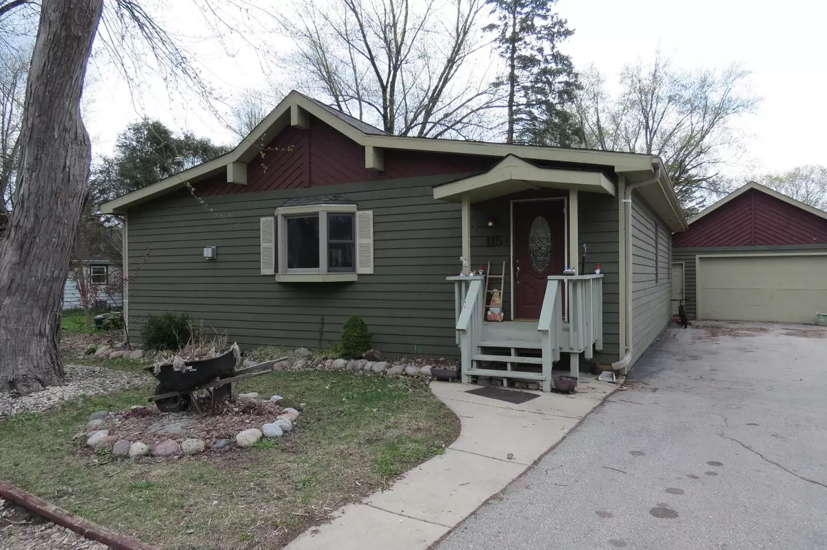 Twin Lakes, WI 53181,115 Basset St