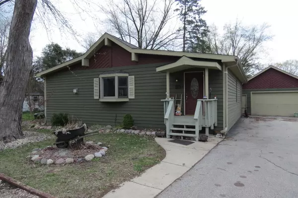 115 Basset St, Twin Lakes, WI 53181