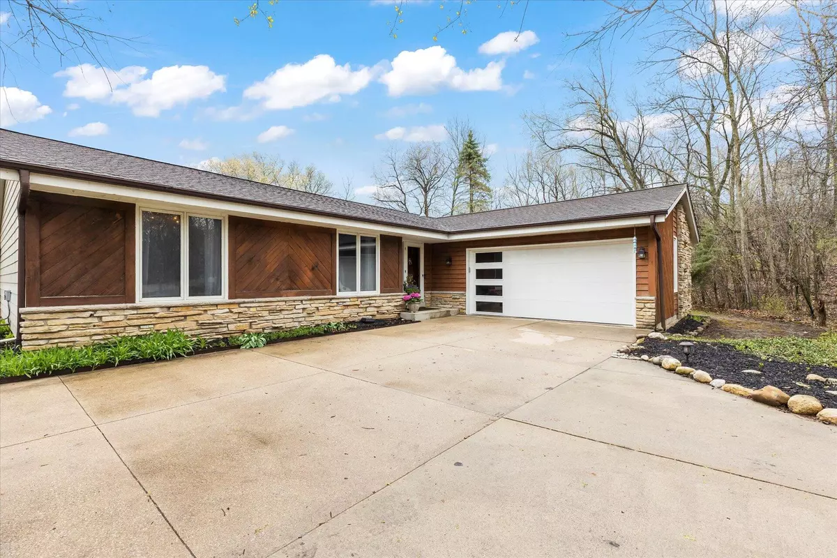 Mukwonago, WI 53149,W313S6552 Spring Dr