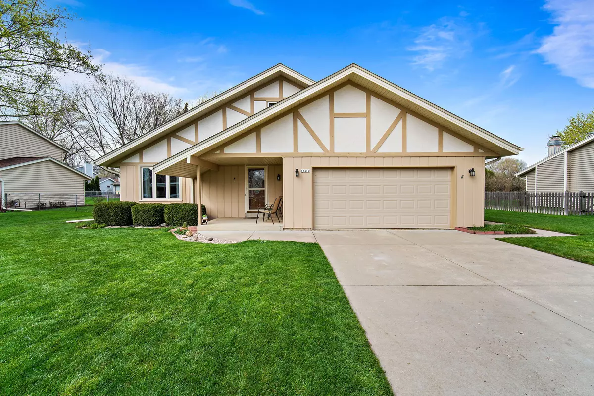 New Berlin, WI 53151,15410 W Glenora Ct