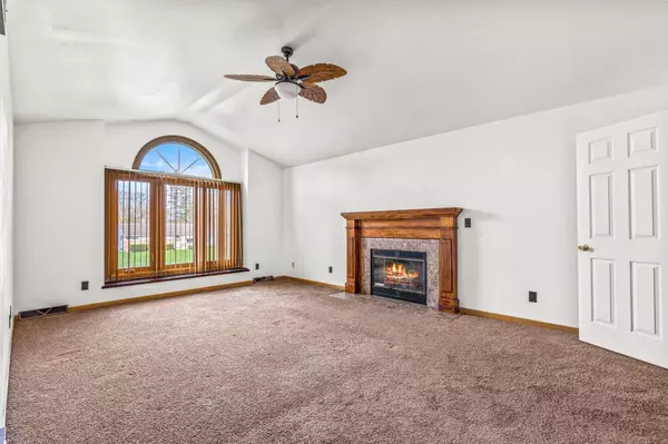 8026 N 51st Brown Deer, WI 53223