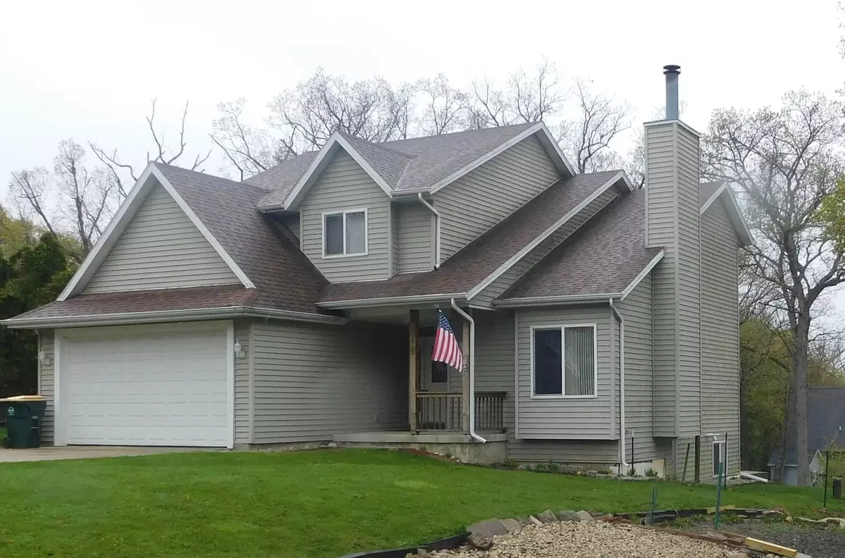 Twin Lakes, WI 53181,1461 Oak St