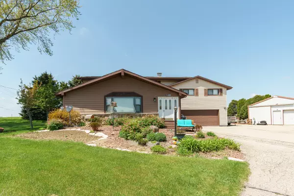 1400 W Lake St, Horicon, WI 53032