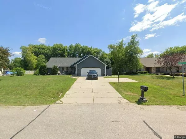 W156S7926 Ladwig Dr, Muskego, WI 53150