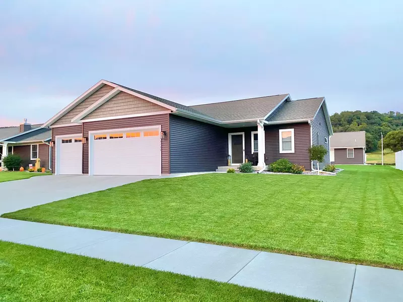 3133 Christenson Ln, Holmen, WI 54650