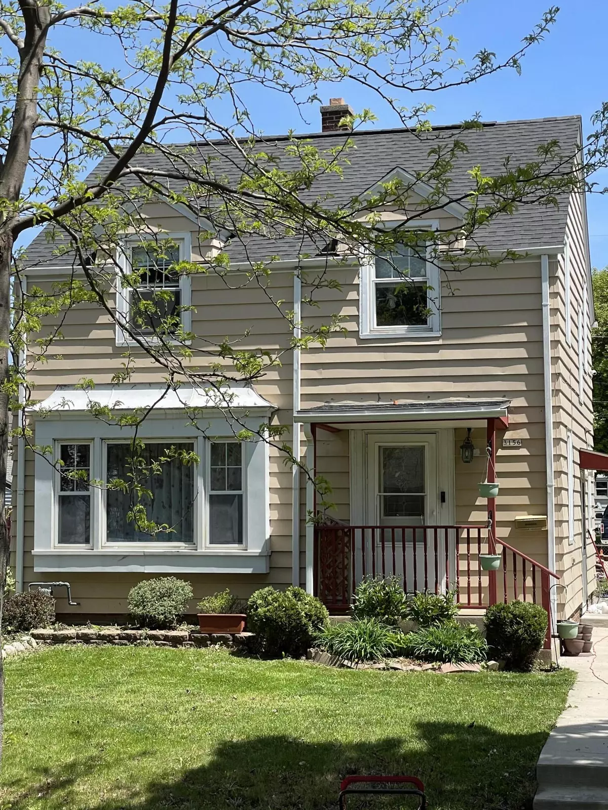 Milwaukee, WI 53215,3156 S 22nd St