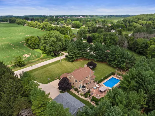 N4012 Rome Rd, Rubicon, WI 53078