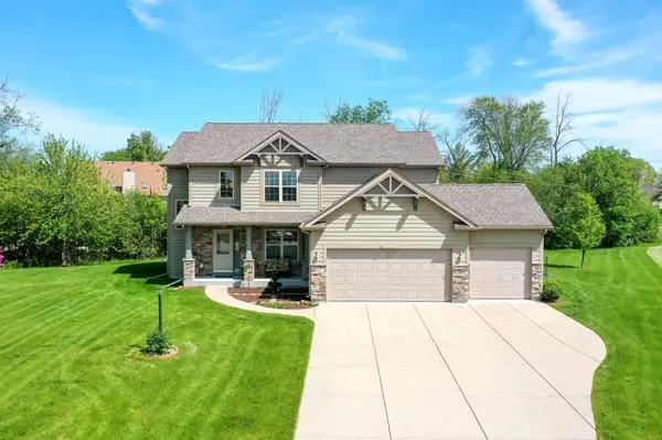 14525 Walnut Ct,  New Berlin,  WI 53151
