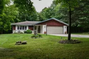 1268 Hillside Rd, Richfield, WI 53033