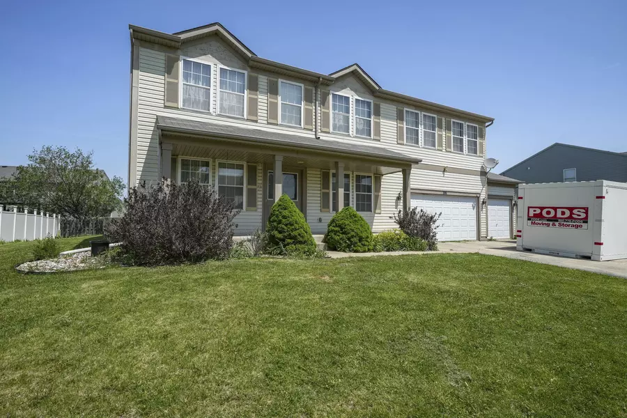 206 W Sunflower St, Elkhorn, WI 53121