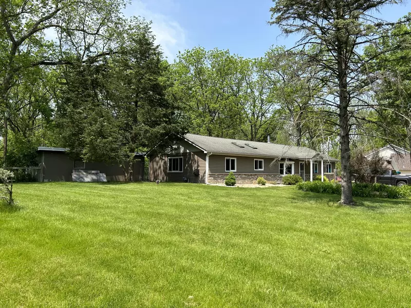 W3906 Springbrook Rd, Linn, WI 53147