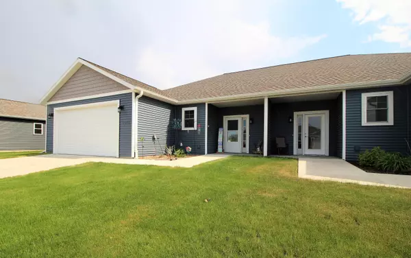 1033 Tanager St, Waupun, WI 53963