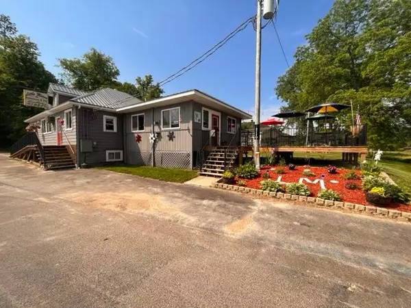 Crooked Creek, MN 55921,5349 COUNTY 249 -