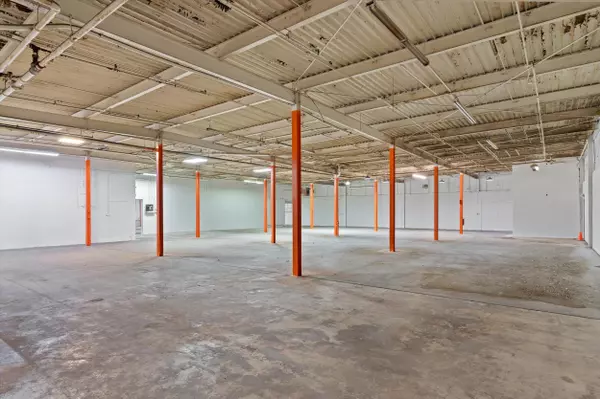 Milwaukee, WI 53209,2300 W Cornell St